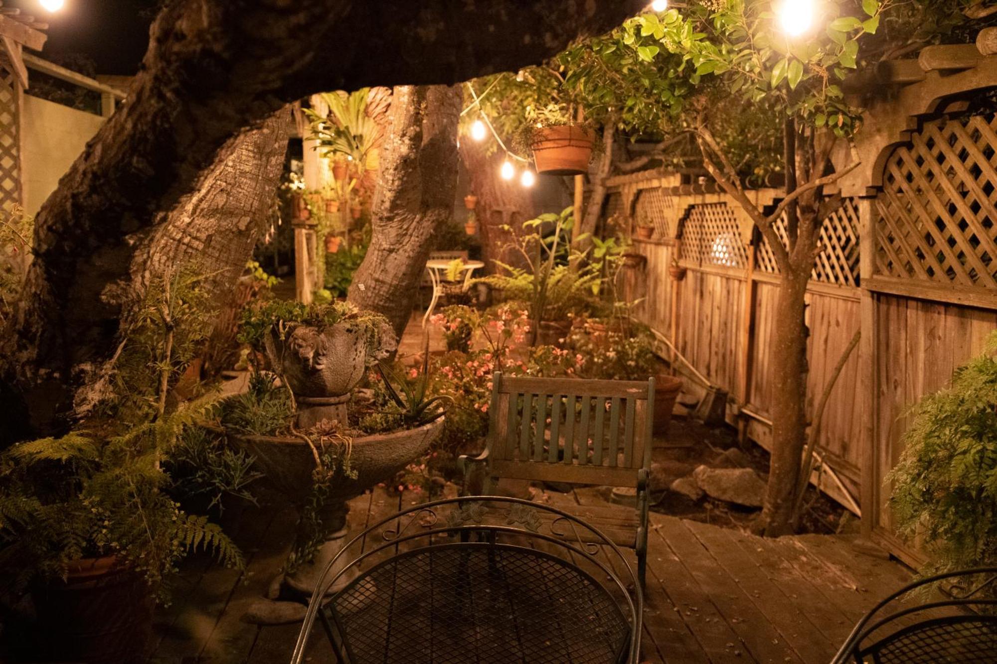 Carmel Garden Inn Esterno foto